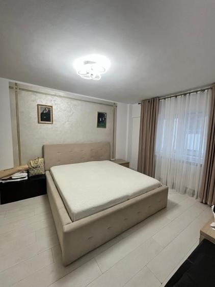 Apartament 3 camere, 80 mp, etaj 3 ,Radauti - 4