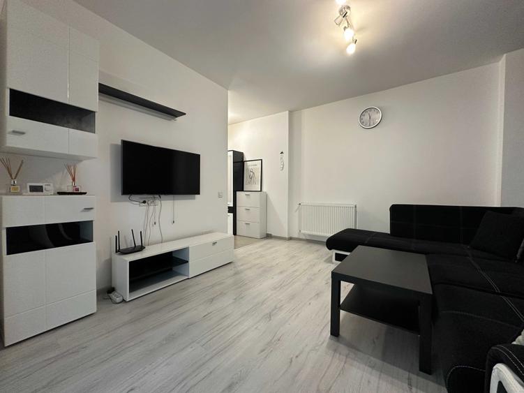 Apartament cu 2 camere semidecomandat în Central