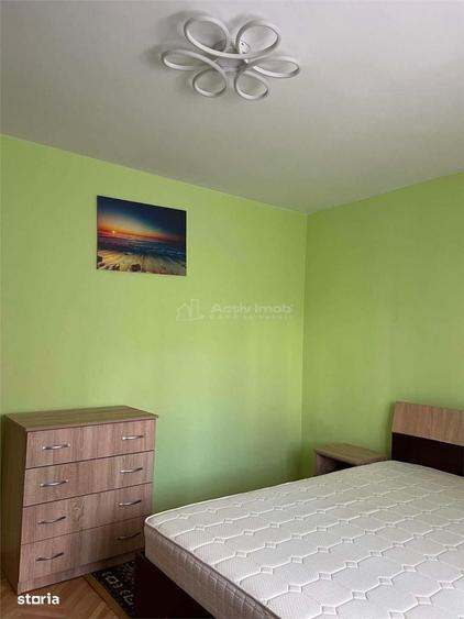 Apartament cu 4 camere decomandat în Timpuri Noi