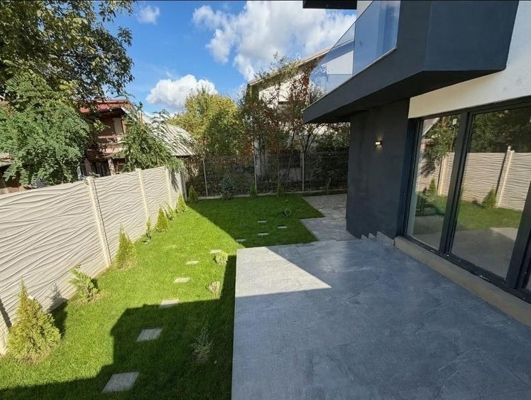 Duplex cu 4 camere cu Canalizare în Străulești
