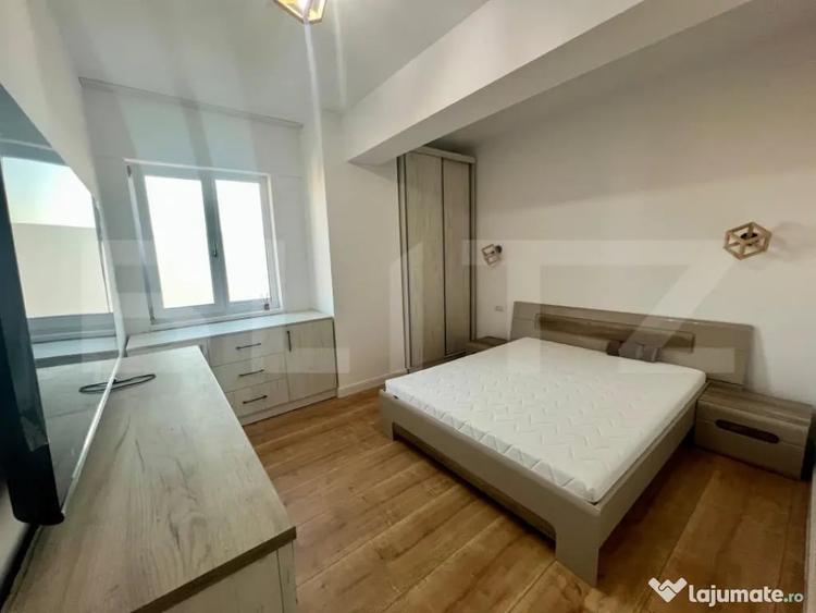 Apartament cu 2 camere semidecomandat în George Enescu