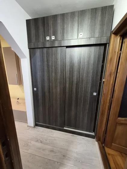 Apartament cu 2 camere semidecomandat în Podgoria