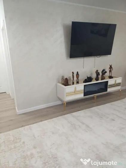 Casă cu 4 camere în Schela