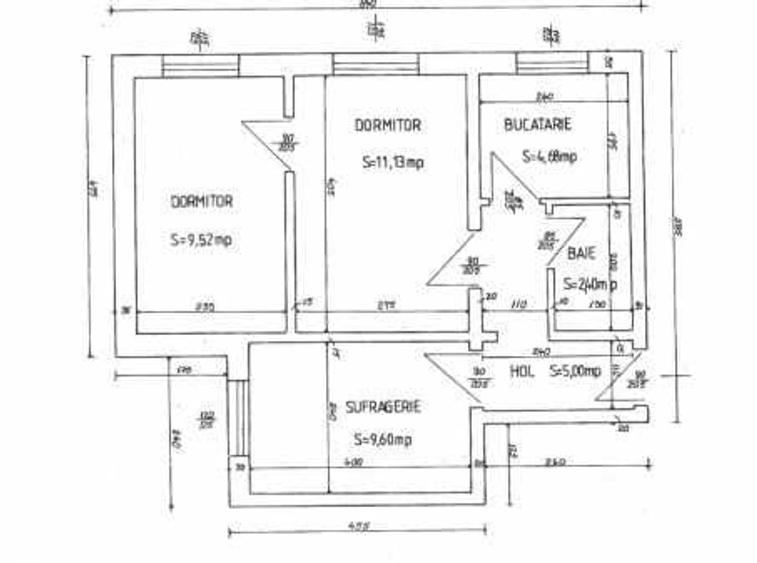 Apartament cu 3 camere semidecomandat în Trivale