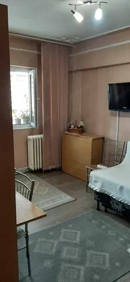 Apartament cu 3 camere în Păcurari
