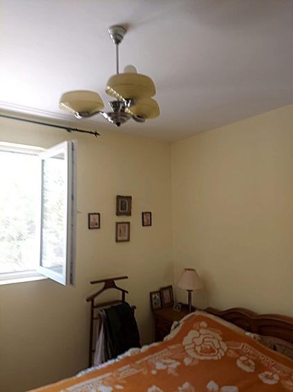Apartament cu 4 camere semidecomandat în Titan