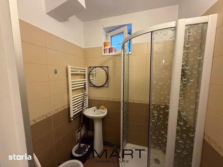 Apartament cu 3 camere semidecomandat, mobilat în Mihai Viteazul