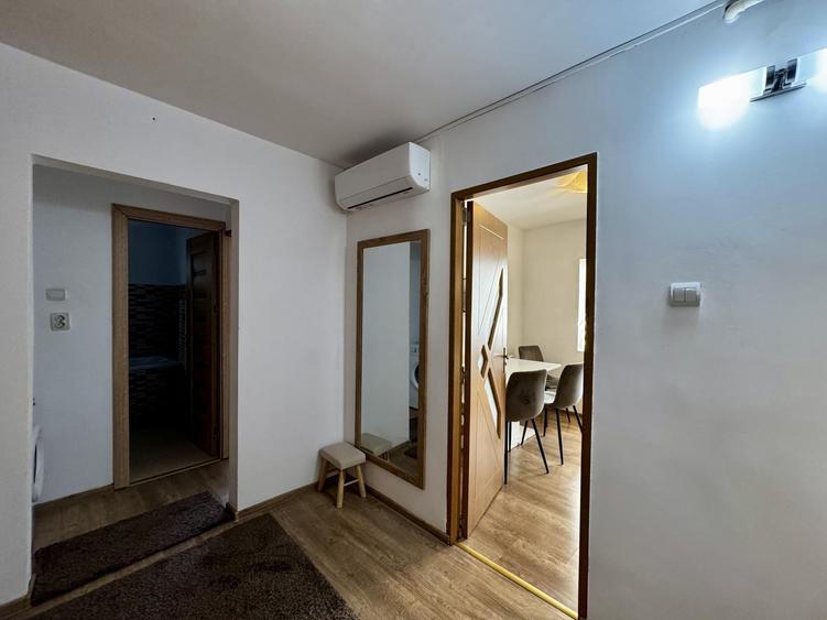 Apartament cu 2 camere decomandat, mobilat în Girocului