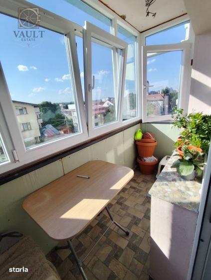 Apartament cu 4 camere semidecomandat în Mărgeanului
