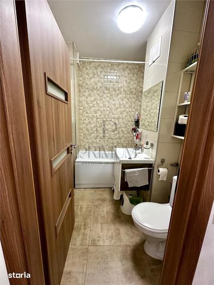 Apartament cu 4 camere decomandat în Circumvalațiunii