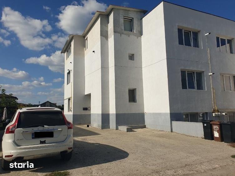 Apartament cu 2 camere decomandat în Rediu