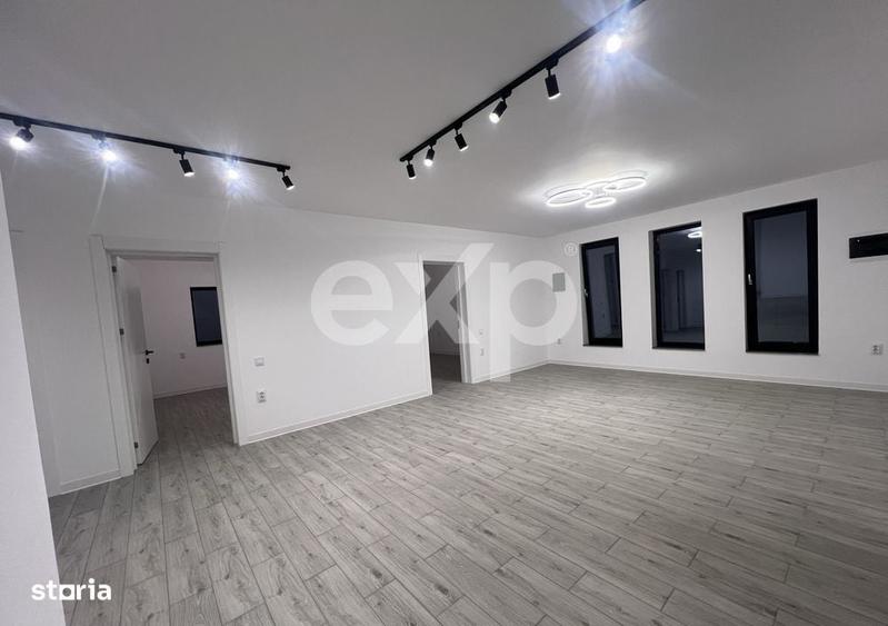 Casă cu 4 camere cu Teren 400 Mp în Central