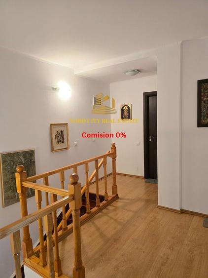 Casă individuală cu 4 camere cu Canalizare în 1 Decembrie