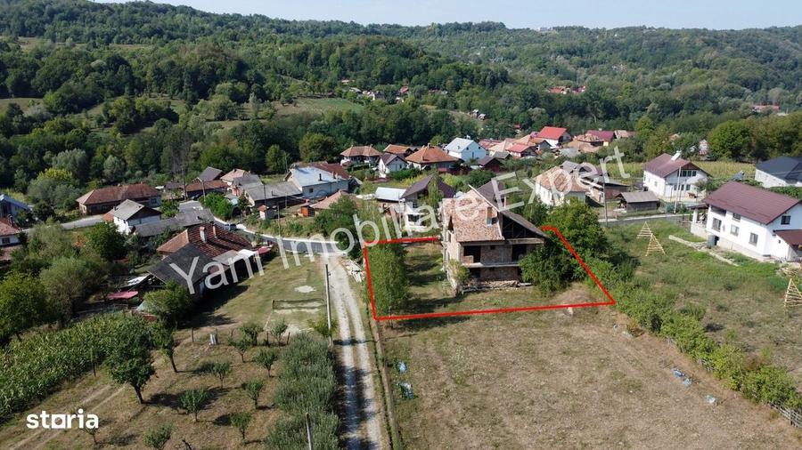 Casă cu 4 camere în Valea Danului