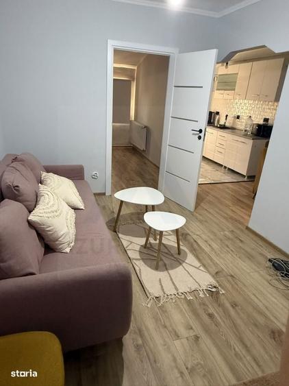 Apartament 2 camere decomandat etaj 1 zona Centrala - 1
