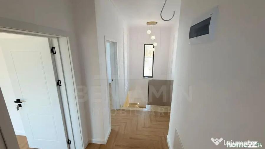 Casă cu 4 camere cu Teren 318 Mp în Central