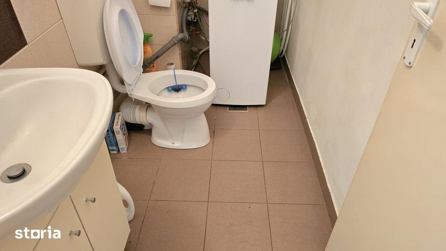 Apartament cu 4 camere în Decebal