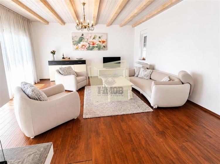 Apartament cu 3 camere decomandat, mobilat în Calea Dumbrăvii