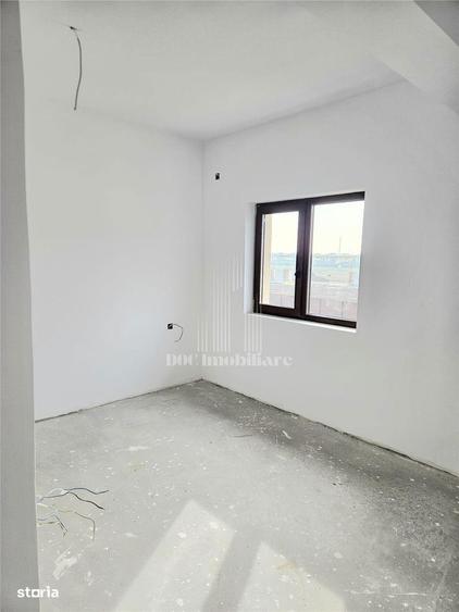 Casă cu 4 camere cu Teren 325 Mp în Dobroești