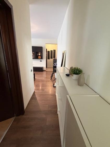 Apartament cu 2 camere semidecomandat, mobilat în Grozăvești