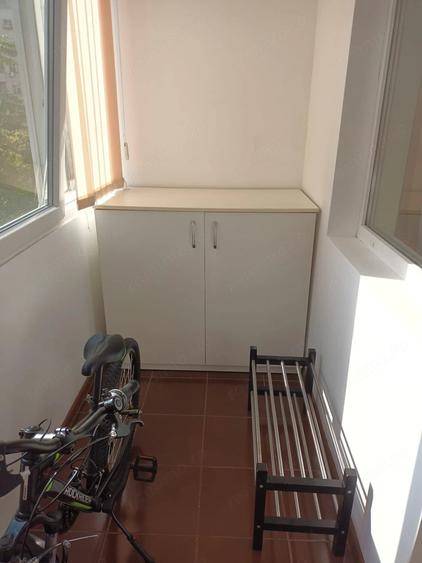 Apartament cu 2 camere decomandat în Lacul Tei