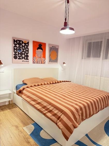Apartament cu 2 camere decomandat, mobilat în Central