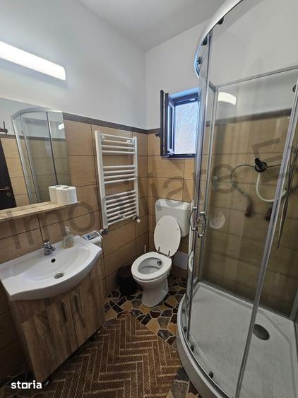 Casă cu 5 camere cu Teren 2000 Mp în Nucșoara