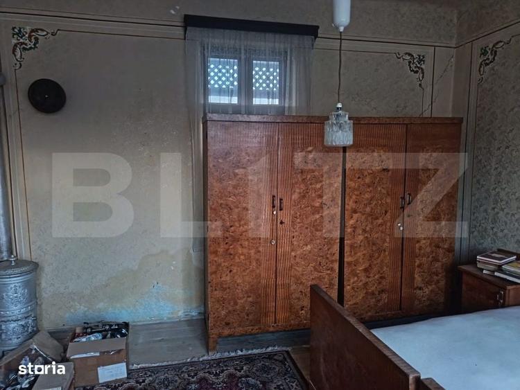 Casă cu 3 camere în Uioara de Jos