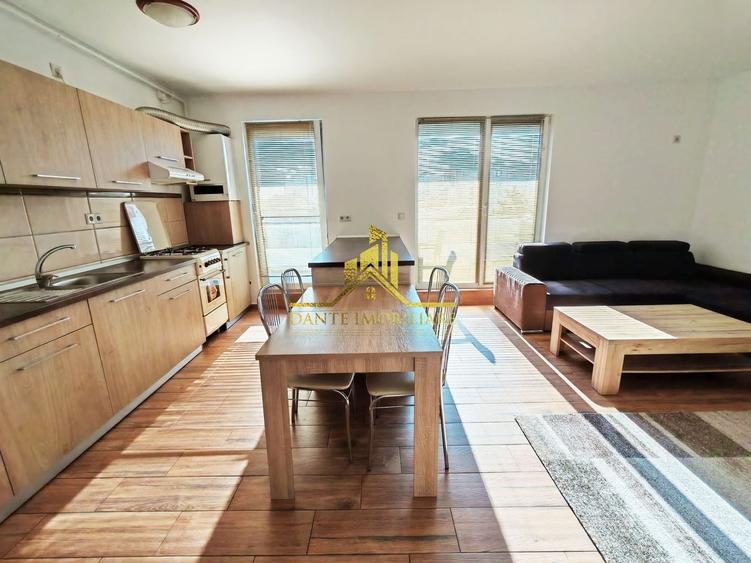 Apartament cu 3 camere semidecomandat, mobilat în Gheorgheni