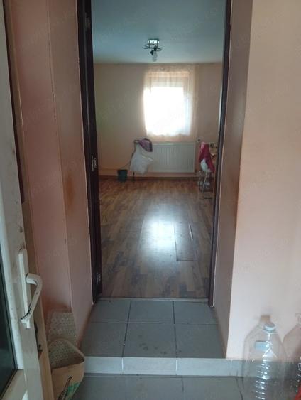 Casă cu 3 camere cu Teren 1200 Mp în Macea