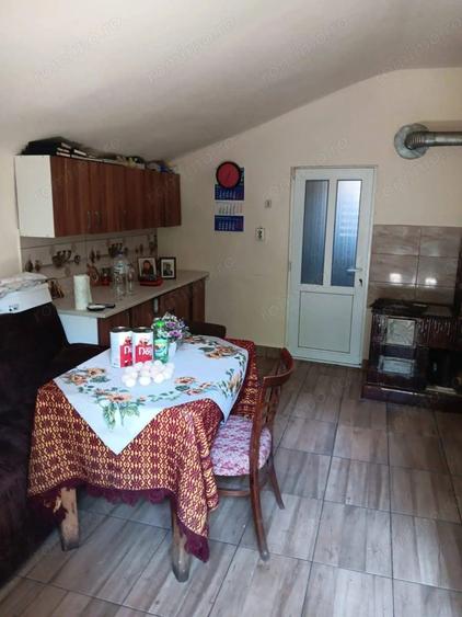 Casă cu 2 camere cu Teren 800 Mp în Nazna