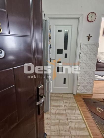 Apartament cu 2 camere decomandat, mobilat în Central