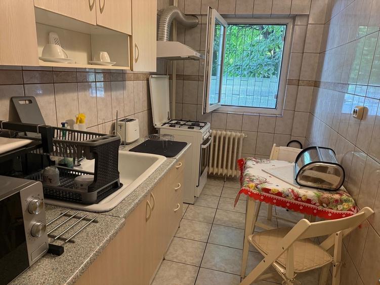 Apartament cu 2 camere decomandat în Tineretului