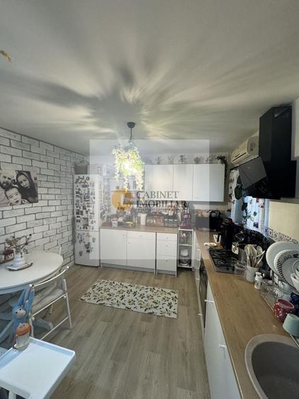 Apartament cu 2 camere semidecomandat, mobilat în Gorjului