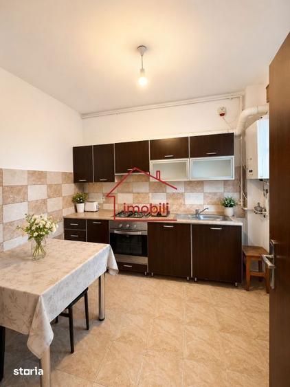 Apartament cu 2 camere, mobilat în Între Lacuri