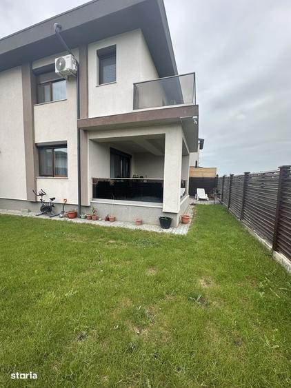 Casă cu 3 camere cu Teren 255 Mp în Central