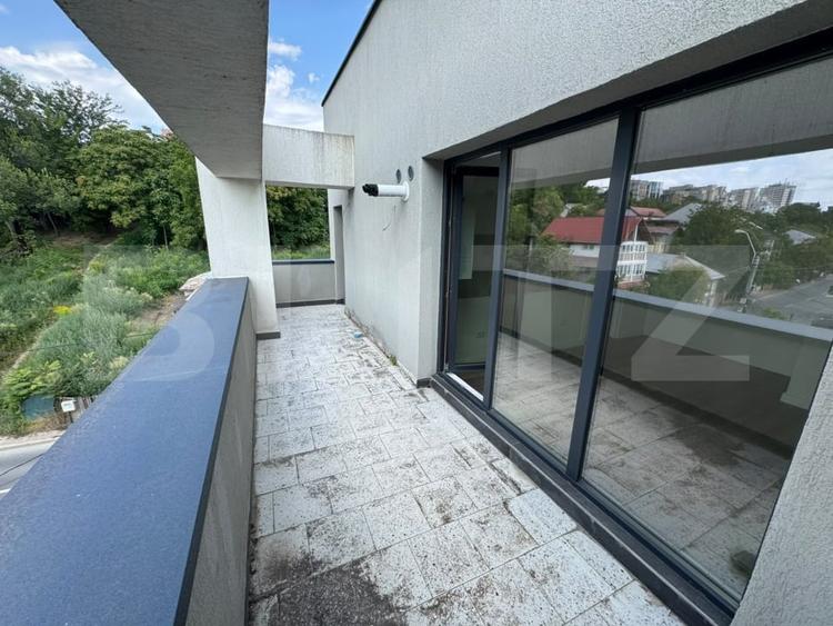 Apartament cu 2 camere semidecomandat în Smârdan