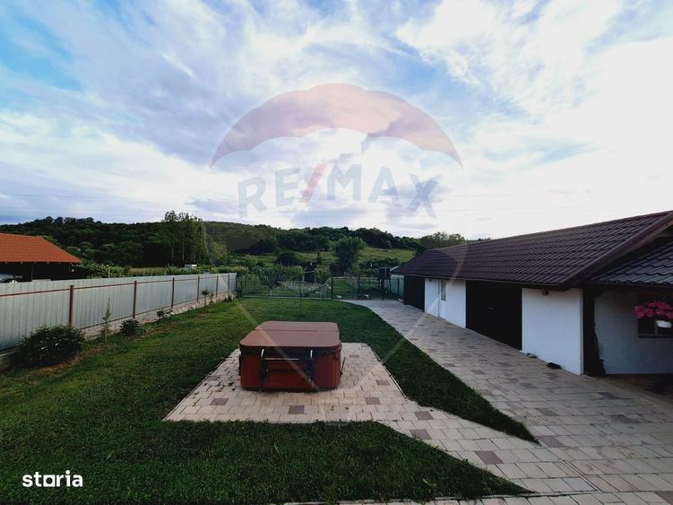 Casă cu 4 camere în Hidiș