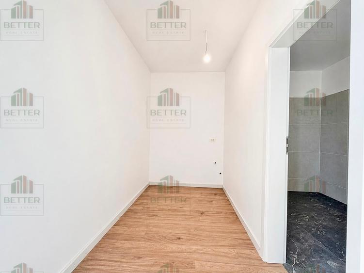 Penthouse cu 3 camere semidecomandat în Metalurgiei