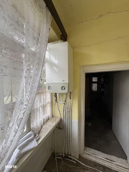 Casă cu 4 camere în Sântion