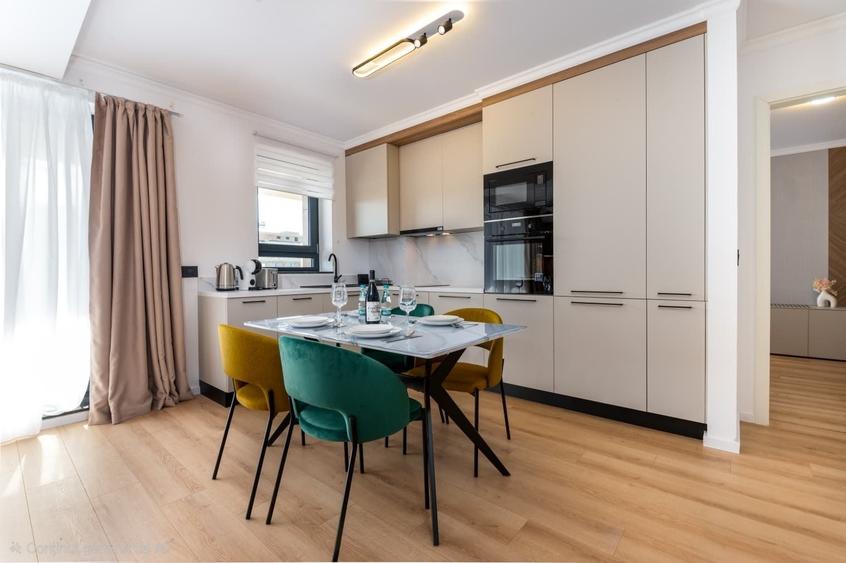Apartament cu 2 camere semidecomandat în Exterior Vest