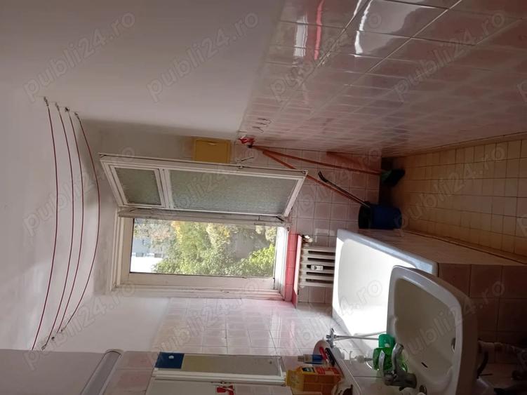Garsonieră decomandată în Drumul Taberei