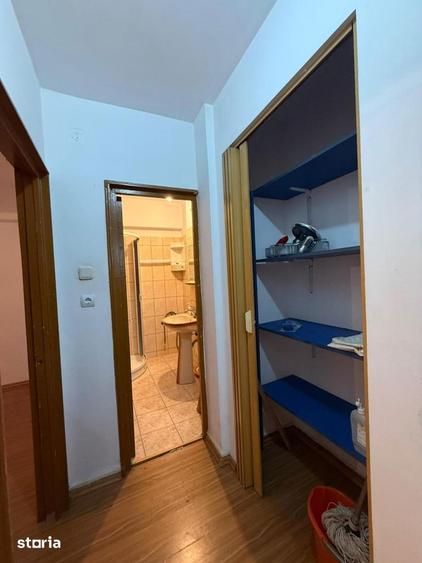 Apartament cu 3 camere decomandat în Floreasca