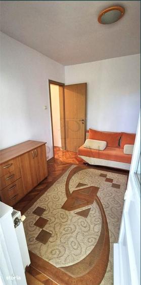 Apartament cu 3 camere semidecomandat în Olimpia-Stadion