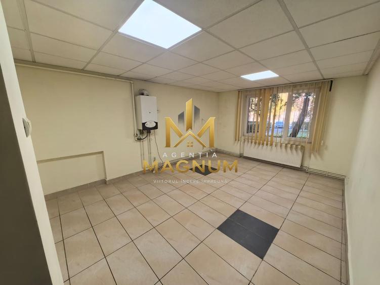 Spațiu comercial, de 48 mp, în Central