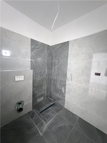 Duplex cu 3 camere cu Canalizare în Moșnița Veche