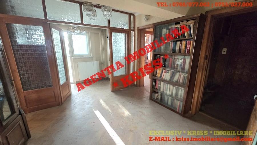 Apartament cu 4 camere decomandat în Ultracentral
