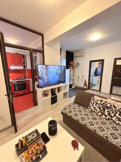 Apartament cu 2 camere semidecomandat în Fundeni