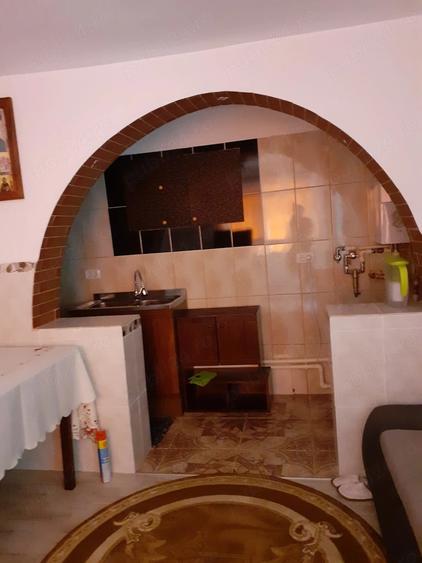 Casă cu 3 camere cu Teren 700 Mp în Central