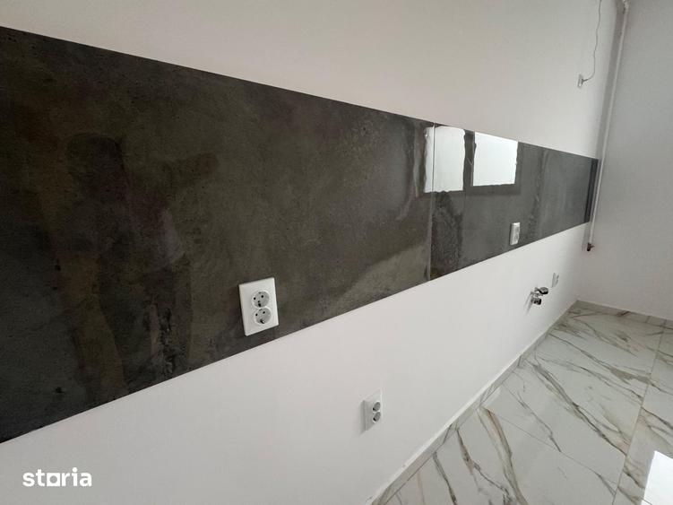 Apartament cu 4 camere în Vatra Luminoasă